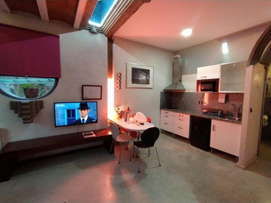 Zentral Club Neutron-Jacuzzi Lägenhet Belmonte De Miranda Exteriör bild